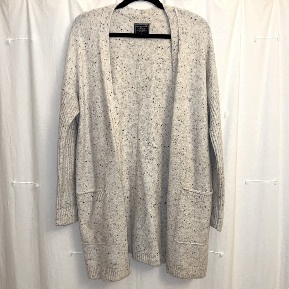 Abercrombie Oatmeal Heather Cardigan, size L